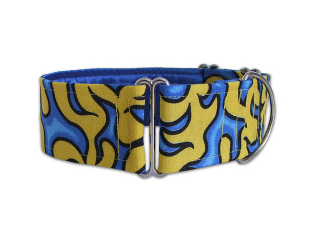 Sizzling blue flames on bright yellow make for a hot accessory for any cool pooch!