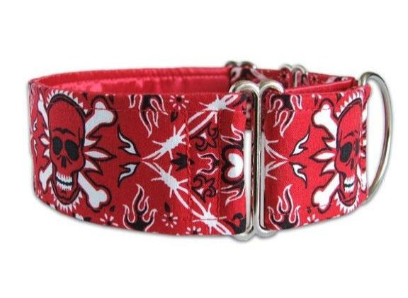 Edgy red and white bandanna skull dog collar for the park's most punked-out pooch!