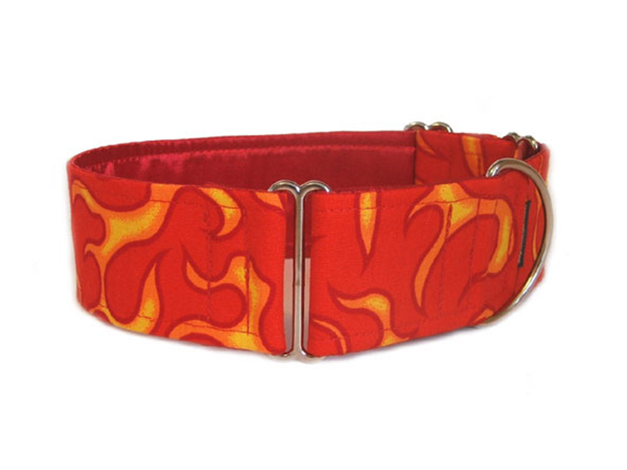 Red-hot dog collar with sizzling red and orange flames.