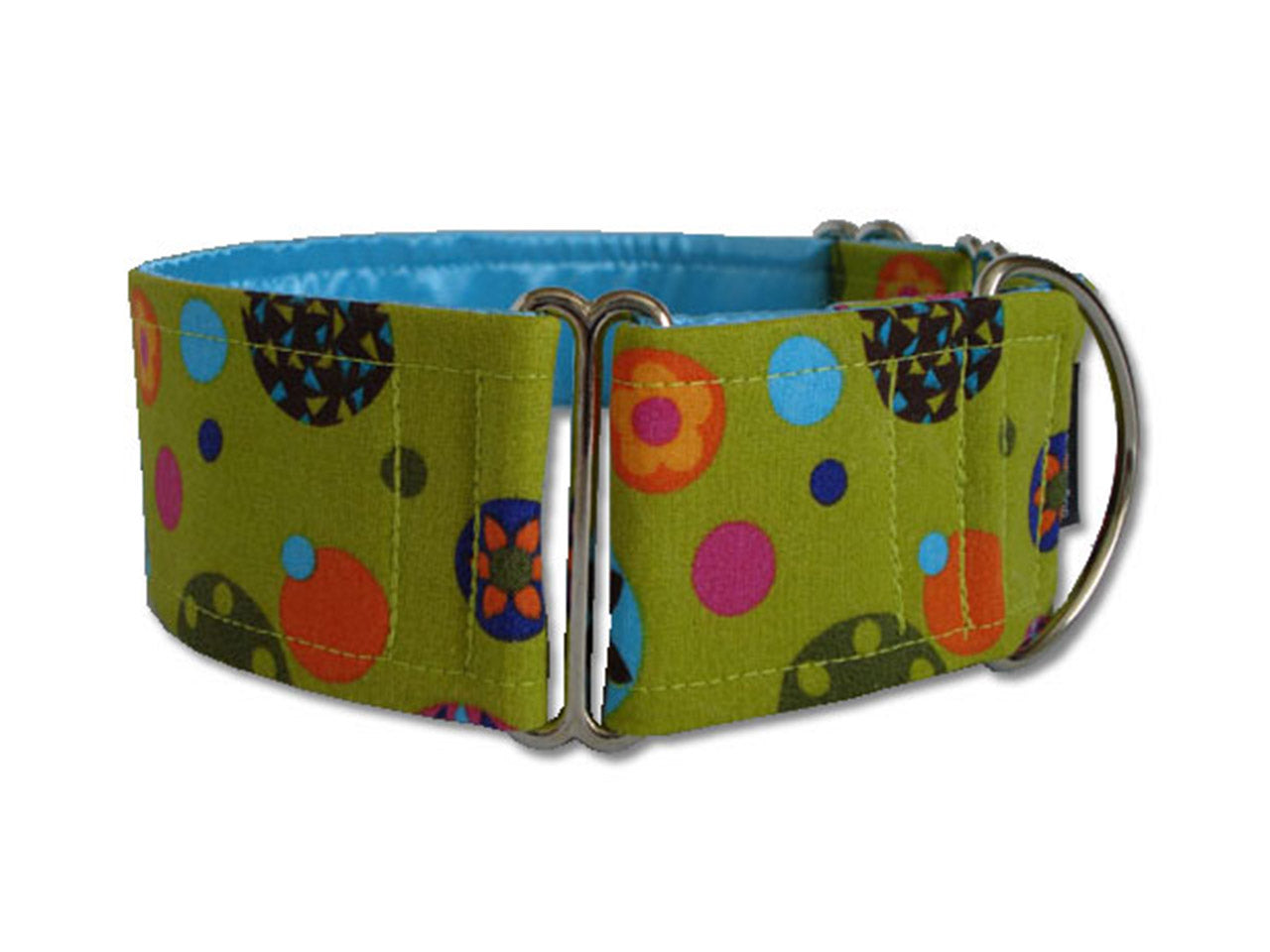 Any cool pooch will dig the groovy vibe of this retro green number with pops of hot pink, blue, and orange.