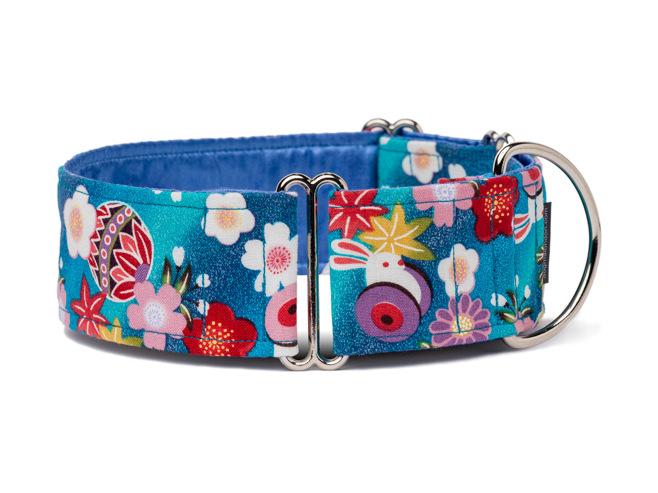 Flowers and bunnies collar with an Asian flair is perfect for the sophisticated yet playful pup!